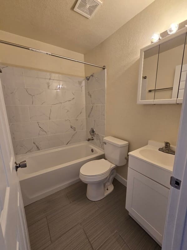 Petersburg Condo: 1517 Halifax St
