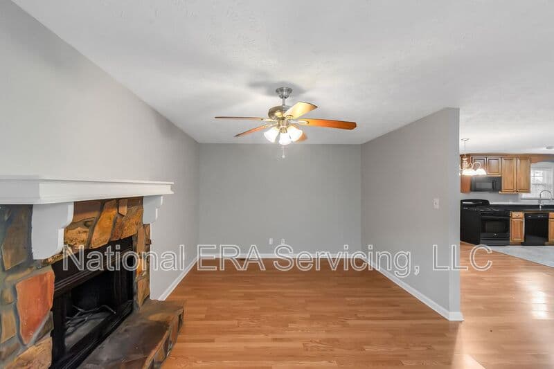 Jonesboro House: 3653 Chestnut Lake Ct.