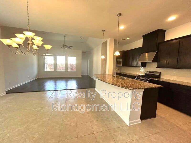 Richardson House: 1134 Alpine Dr