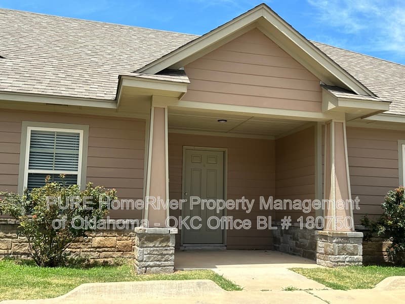 Oklahoma City Condo: 1027 SW 92nd St