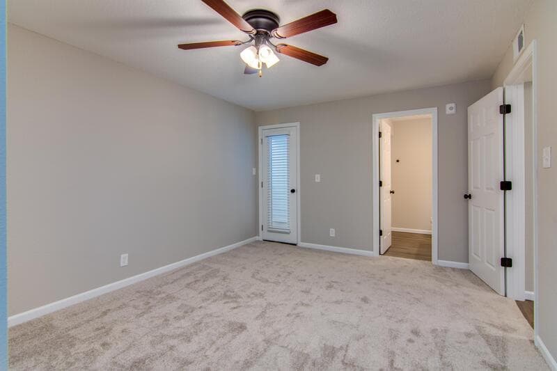 Lawrence Condo: 1130 W. 11th St. - C6