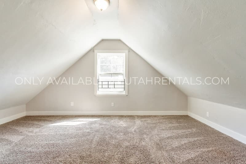 American Fork House: 411 W Main St