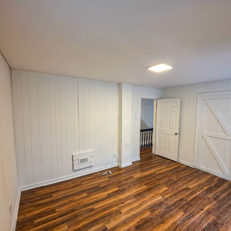 Pittsburgh House: 110 Kirk Avenue