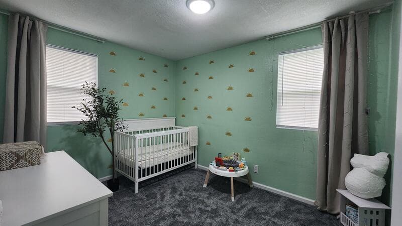 Portsmouth House: 600 Apache Road