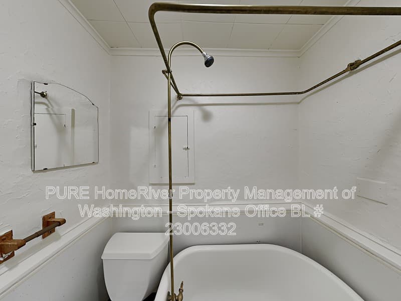 Spokane House: 1114 W Fairview Ave