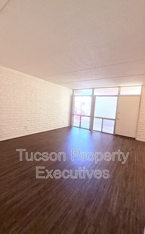 Tucson Condo: 20 North Leonora Avenue - 103