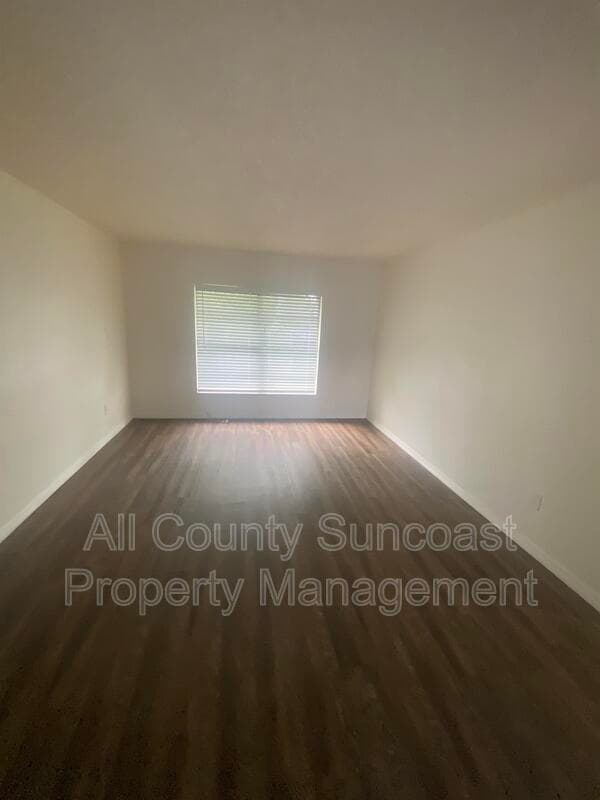 Pinellas Park Condo: 7501 35th St N #D