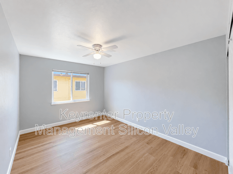 San Jose House: 1910 Davis St