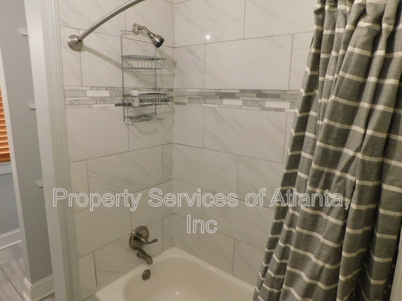 Atlanta House: 675 Grady Pl SW