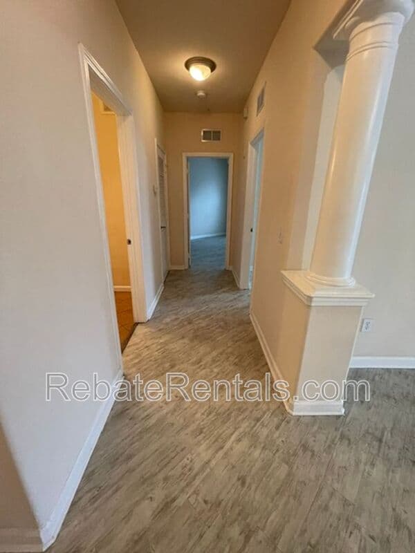 Jacksonville Condo: 8290 Gate Parkway