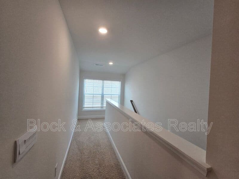 Jamestown House: 108 Mary Montrose