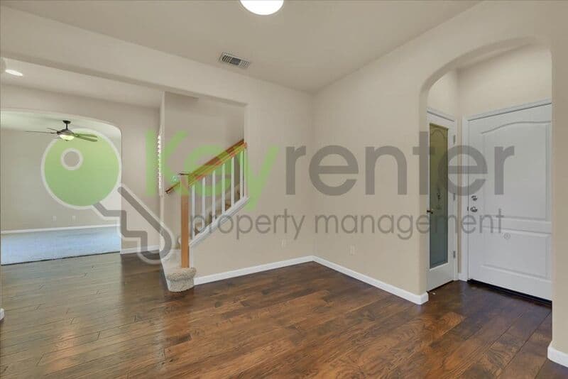 Orangevale House: 6123 Rolkingham Lane