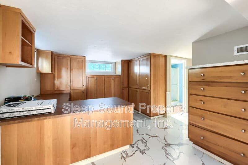 Portland House: 3835 SE Ankeny Street