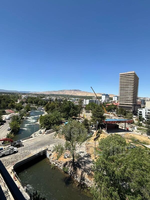 Reno House: 280 Island Avenue