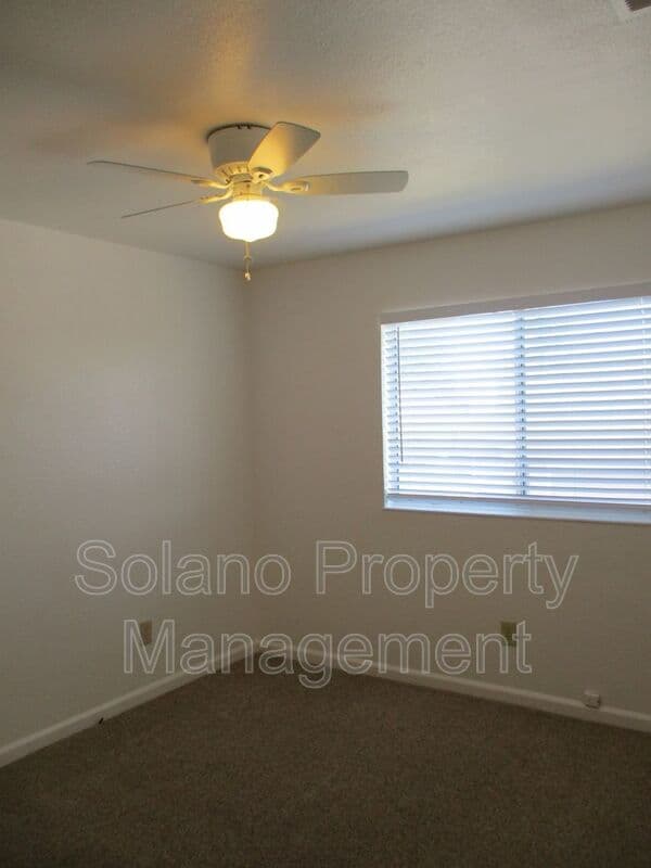 Fairfield House: 2618 Valley Oak Way
