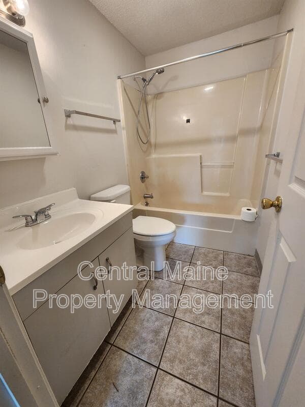 Auburn Condo: 51 Northern Avenue Heights