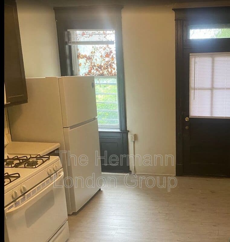 Saint Louis Condo: 2606 Oregon Avenue