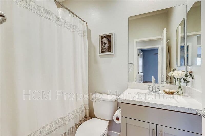Lake Forest House: 303 Limestone