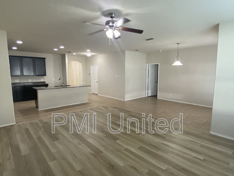 Aubrey House: 9145 Blackstone Dr