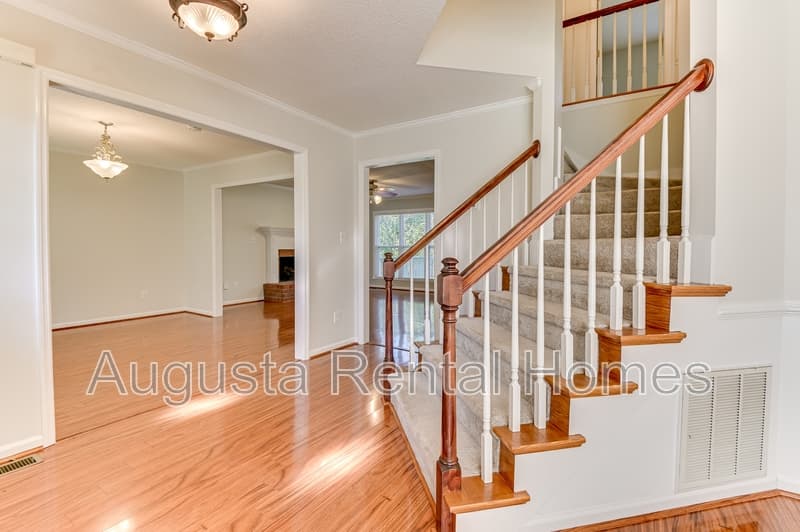 Evans House: 4135 Fox Brush Drive