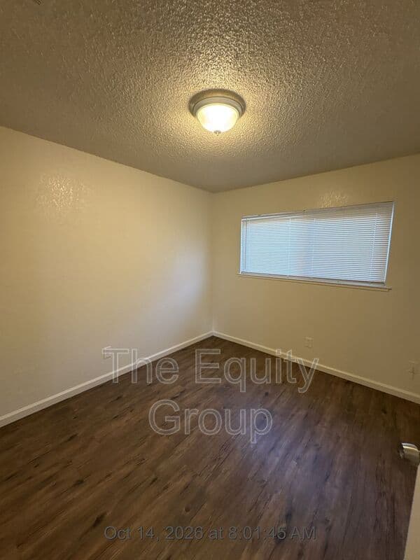 Corcoran Condo: 2004 North Ave
