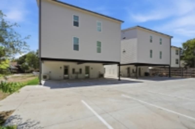 Fort Worth House: 3323 South University Drive