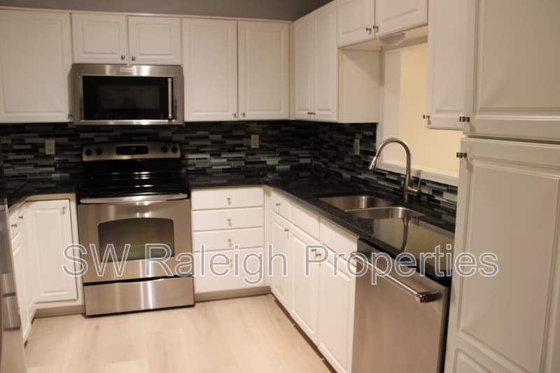 Raleigh Condo: 252 East Davie Street - 1