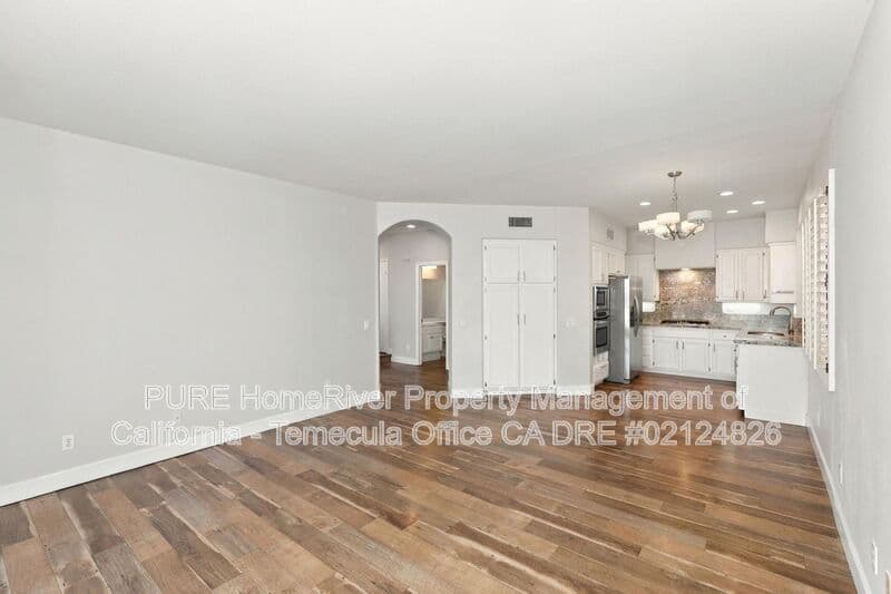 Temecula House: 32070 Camino Guarda