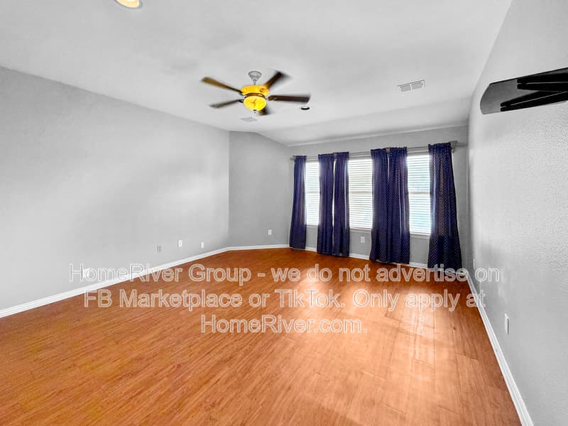 Frisco House: 9715 Madison Dr