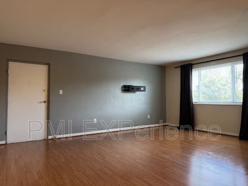 Hyattsville Condo: 3825 Hamilton Street