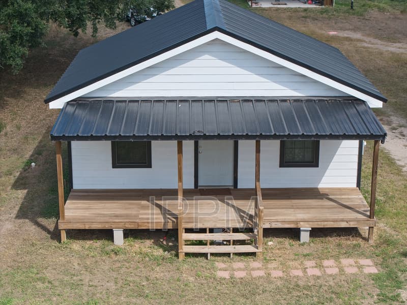 LYFORD House: 5672 IH 69E