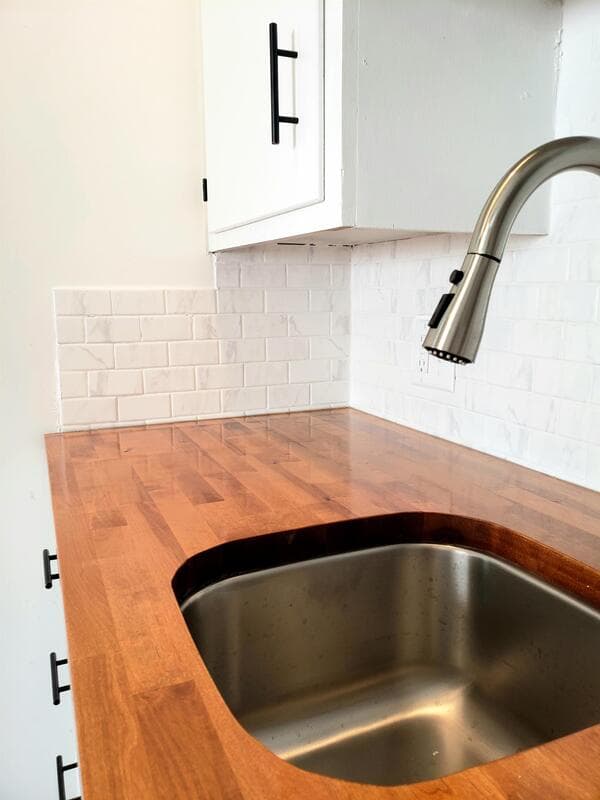 Pella Condo: 1010 Washington Street - 205