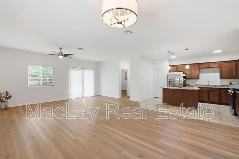 Casa Grande House: 3173 N Excursion ln