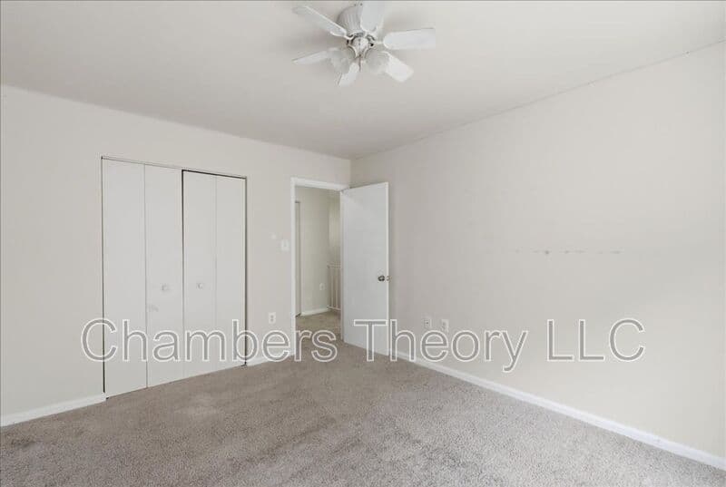 Woodbridge House: 12181 Old Salem Ct