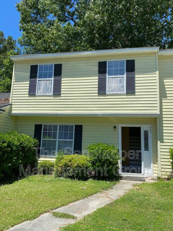 North Charleston Townhome: 4736 Linfield Lane
