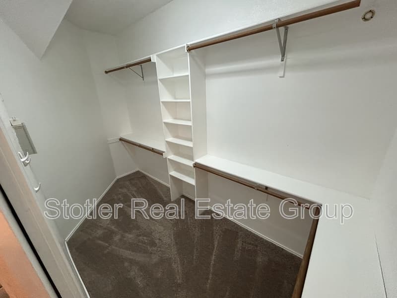 Arlington House: 6720 Tabor Drive