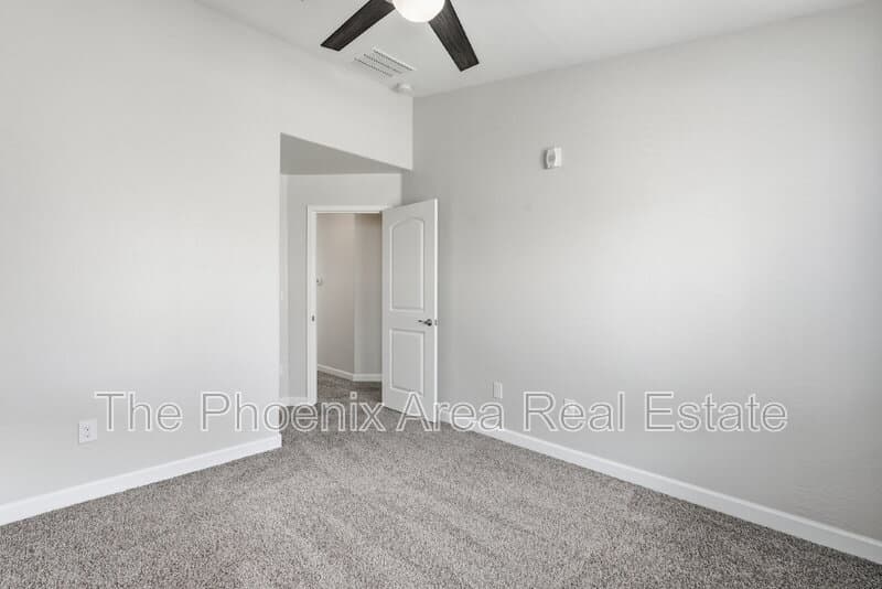Gilbert Condo: 240 W Juniper Ave Unit 1090