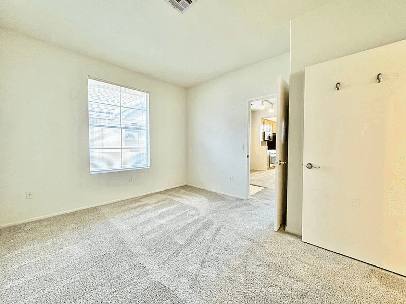 San Diego Condo: 8656 New Salem St