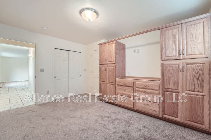 Morrison House: 4653 South Cole Street