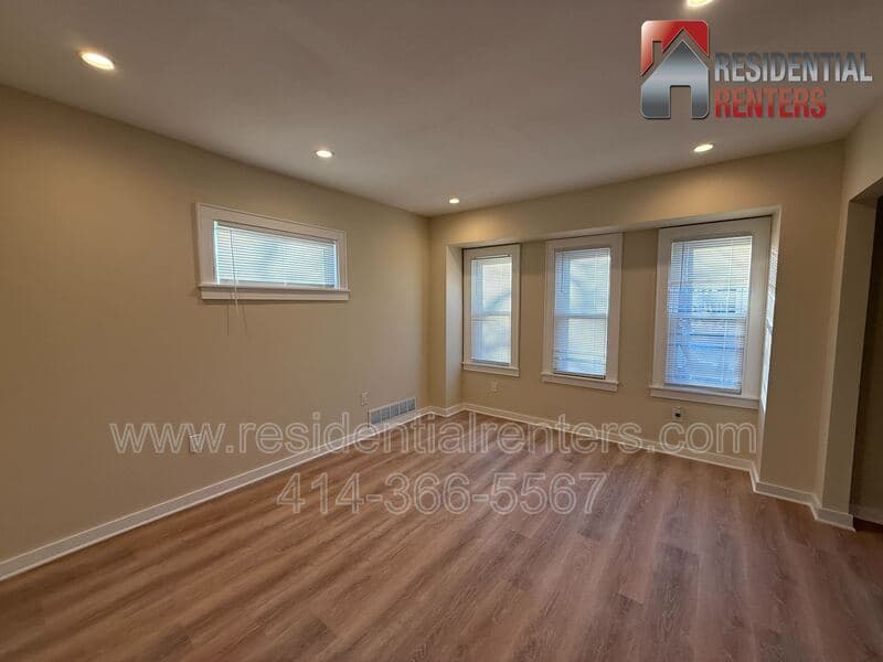 Milwaukee Condo: 3122 N 28th Street