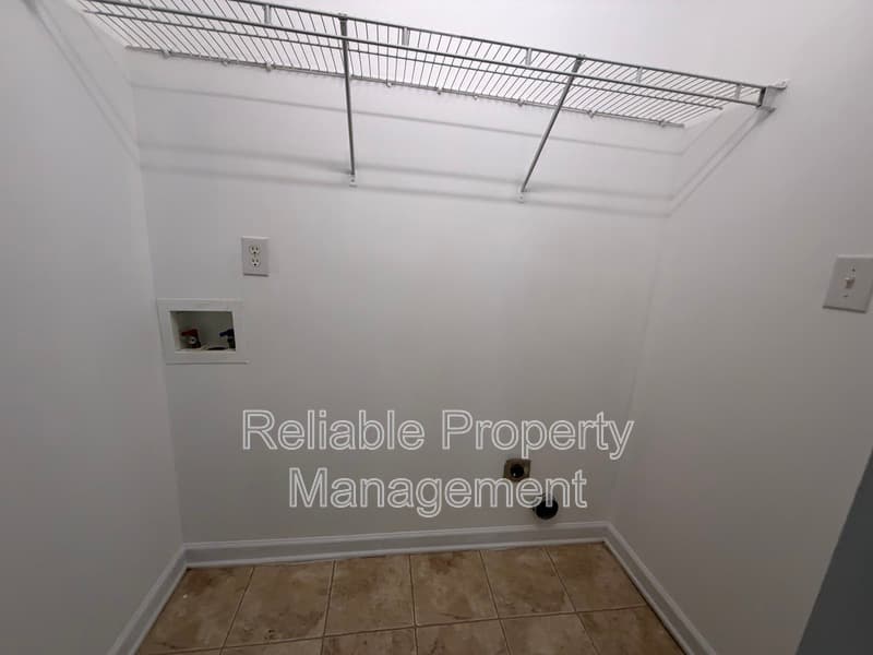 Clayton Townhome: 107 W Moss Creek Dr