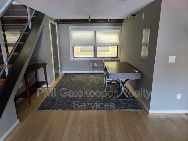 Cincinnati Condo: 1202 Main St