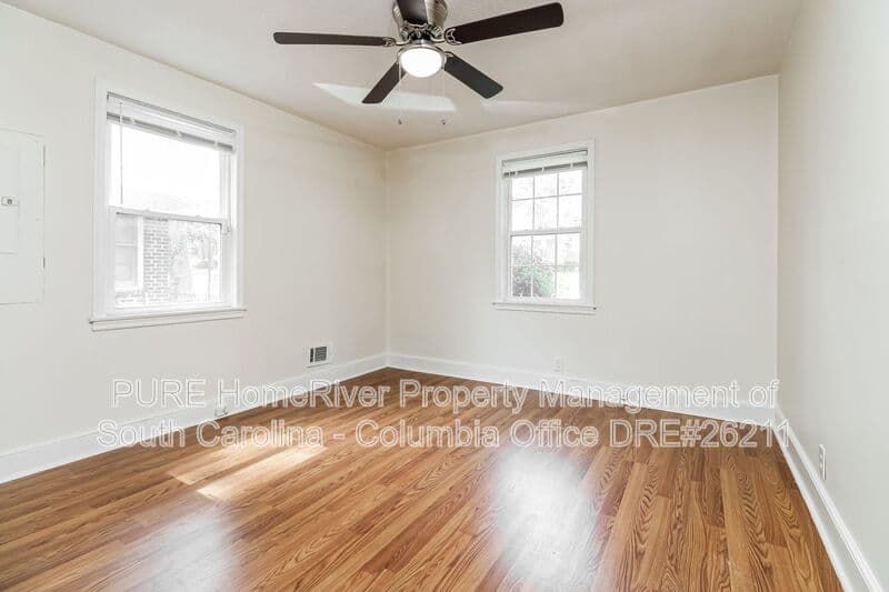 Columbia House: 2308 Manse St