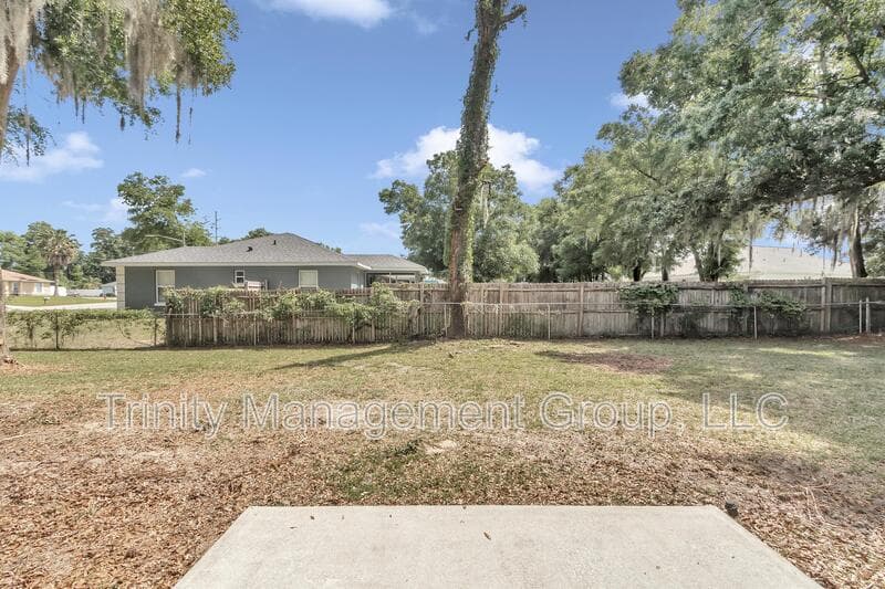 Ocala House: 2405 Southeast 46th Court