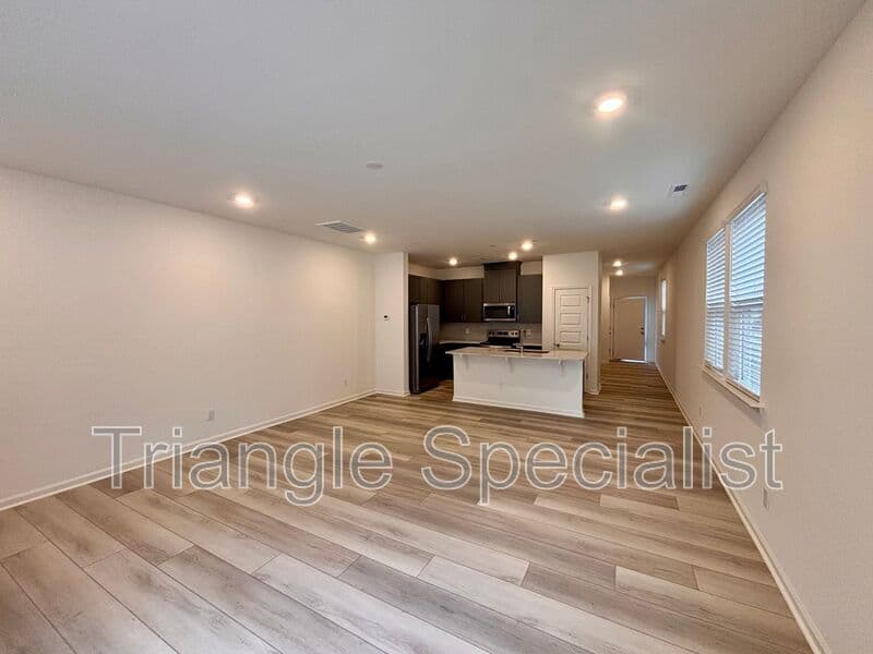 Wake Forest House: 10514 Brookside Reserve Road