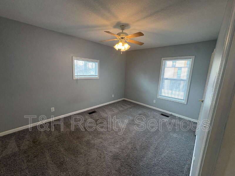 Muncie Condo: 409 West Washington Street