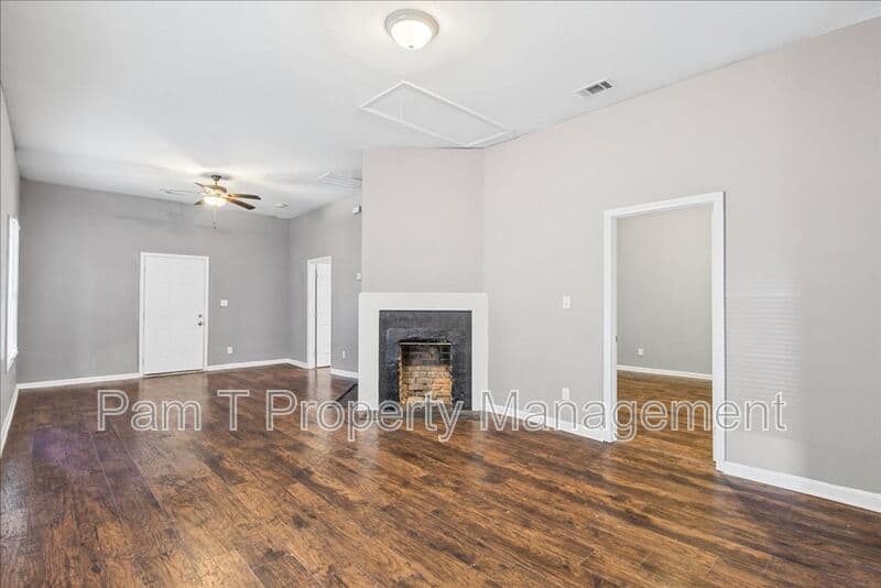 Savannah Condo: 619 Kline St