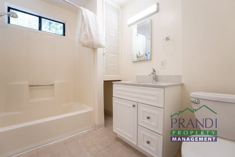 Mill Valley Condo: 20 Gardner St