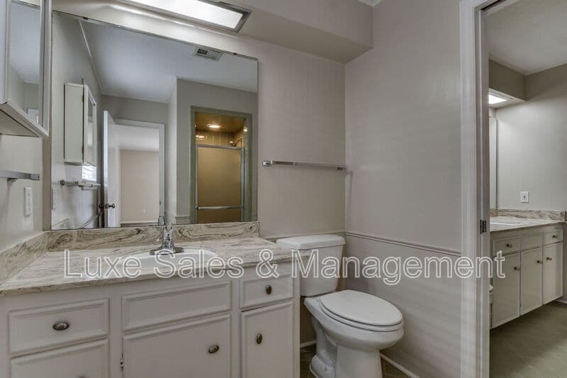 Oklahoma City House: 2516 NW 62nd St