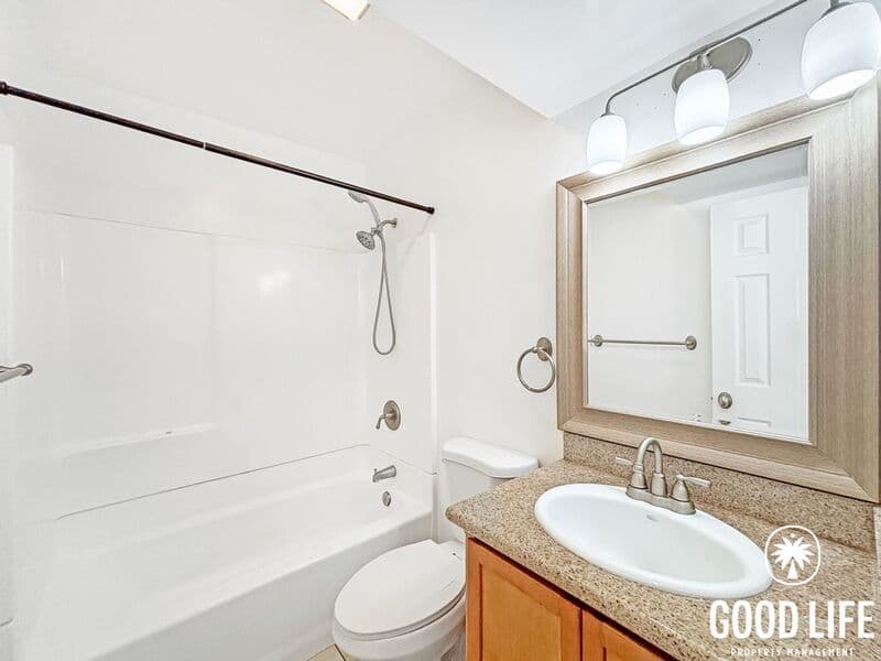 El Cajon Condo: 1386 E Madison Ave